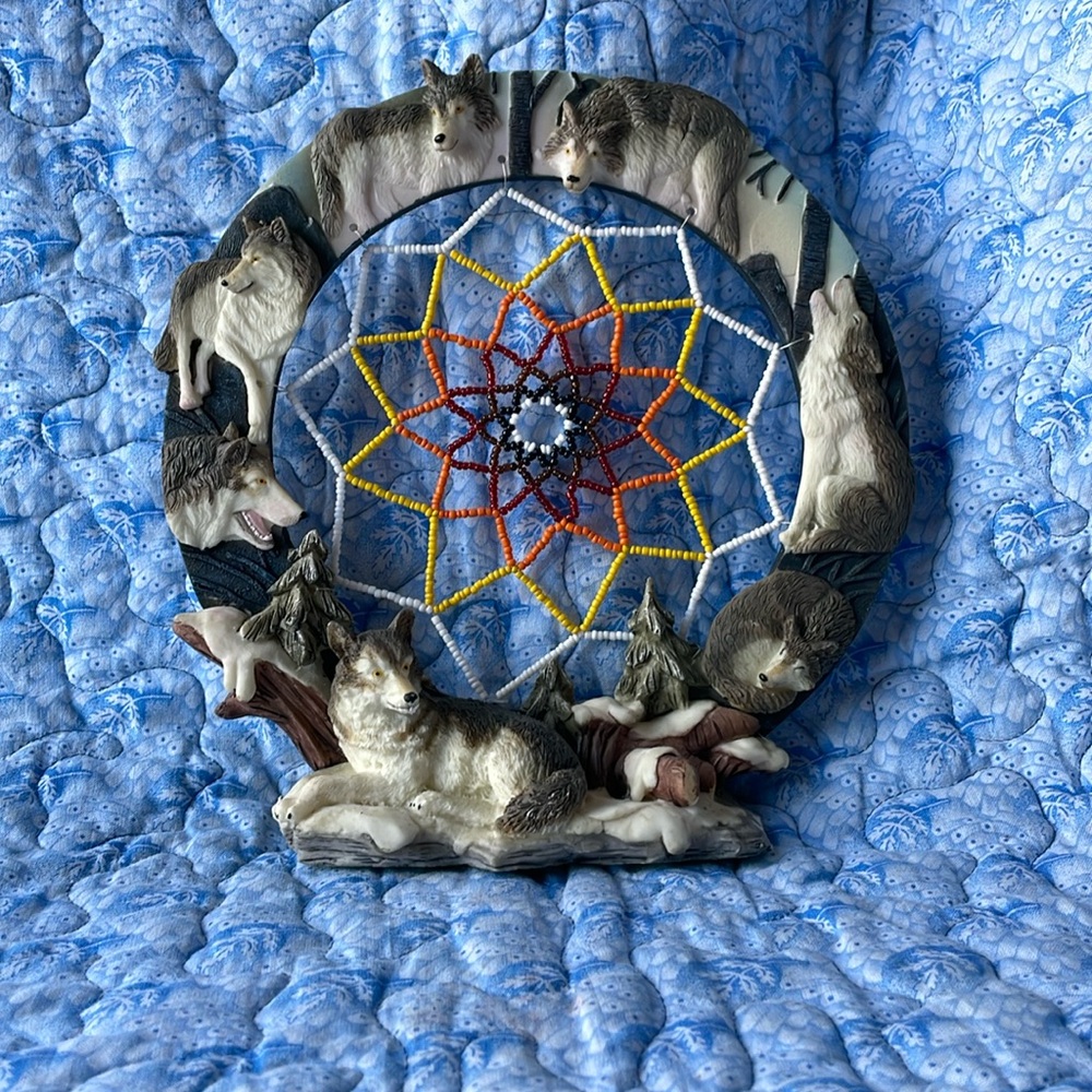 Wolf Pack Figurine with Beaded “Dream Catcher” 8x7.5” Resin